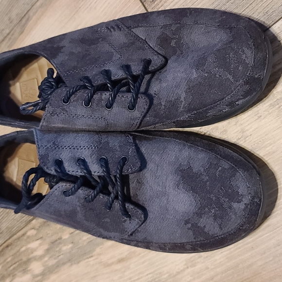 Reef Lace Ups Charcoal/Black 11 Womens - Picture 3 of 4